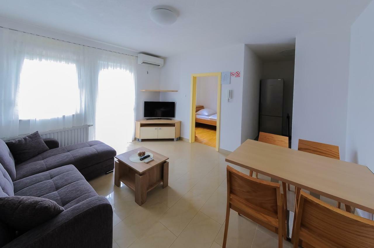 Apartments Anamarija 斯普利特 外观 照片