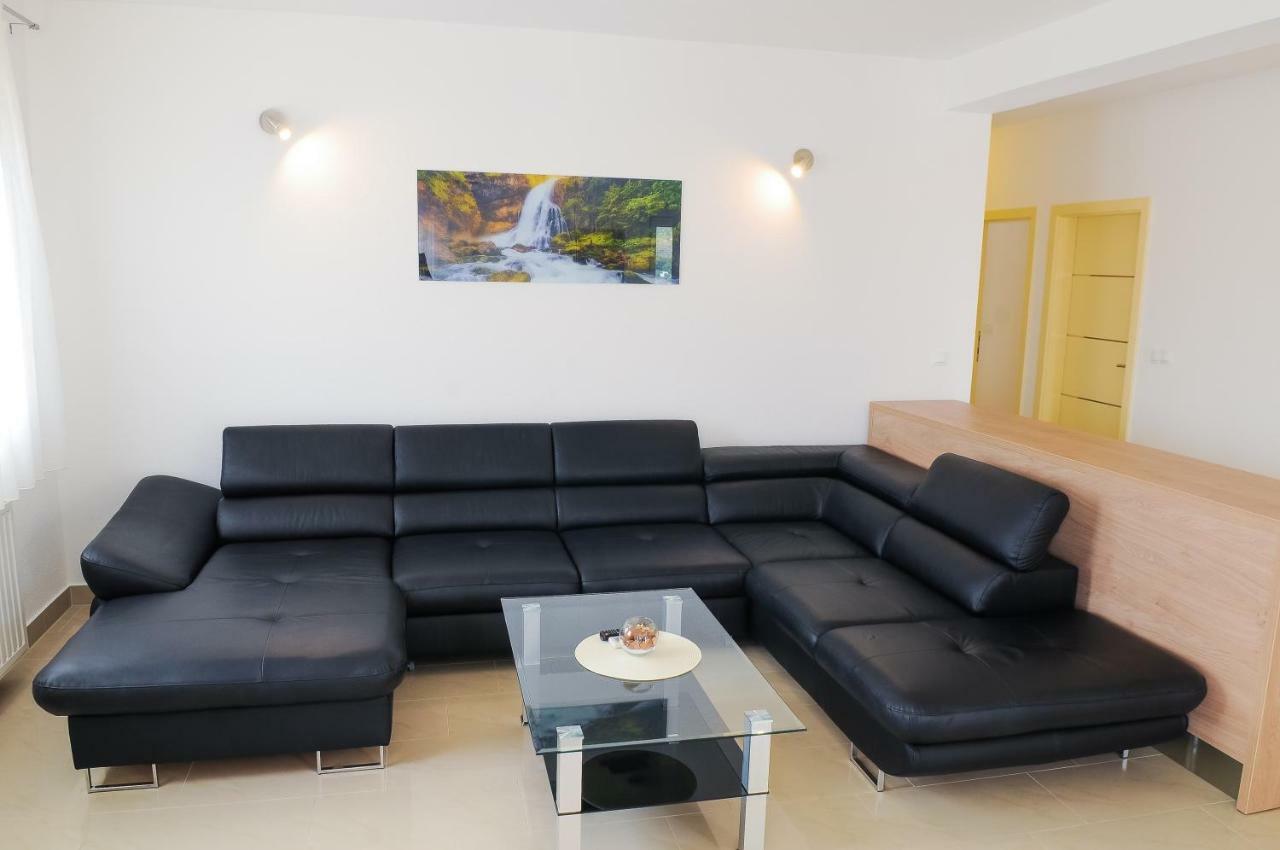 Apartments Anamarija 斯普利特 外观 照片